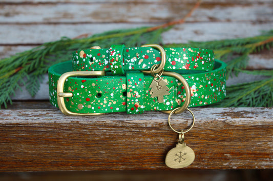 Festive leather dog collar, an ideal Christmas gift for pet lovers.